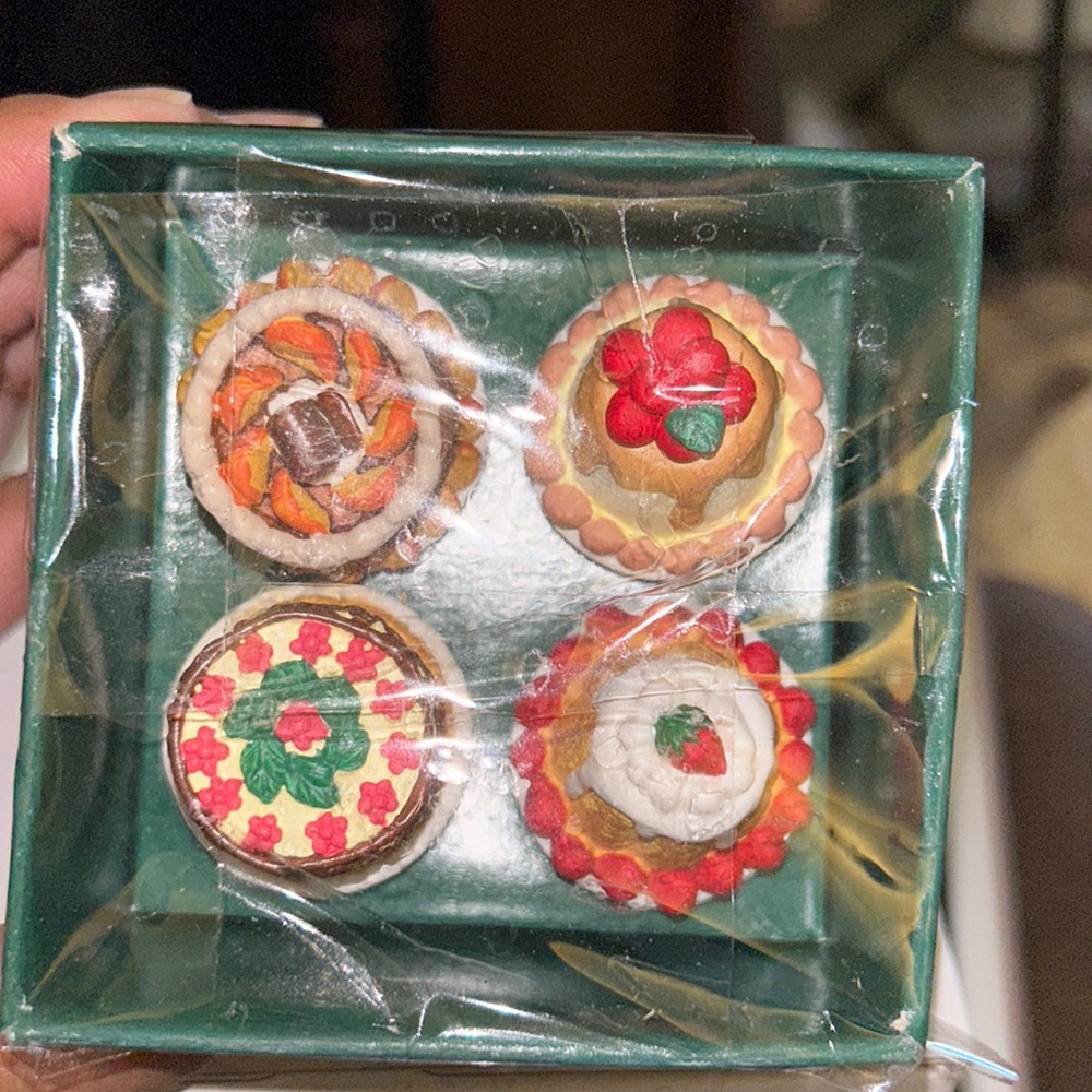 NWT cake cork stoppers from Boston Warehouse